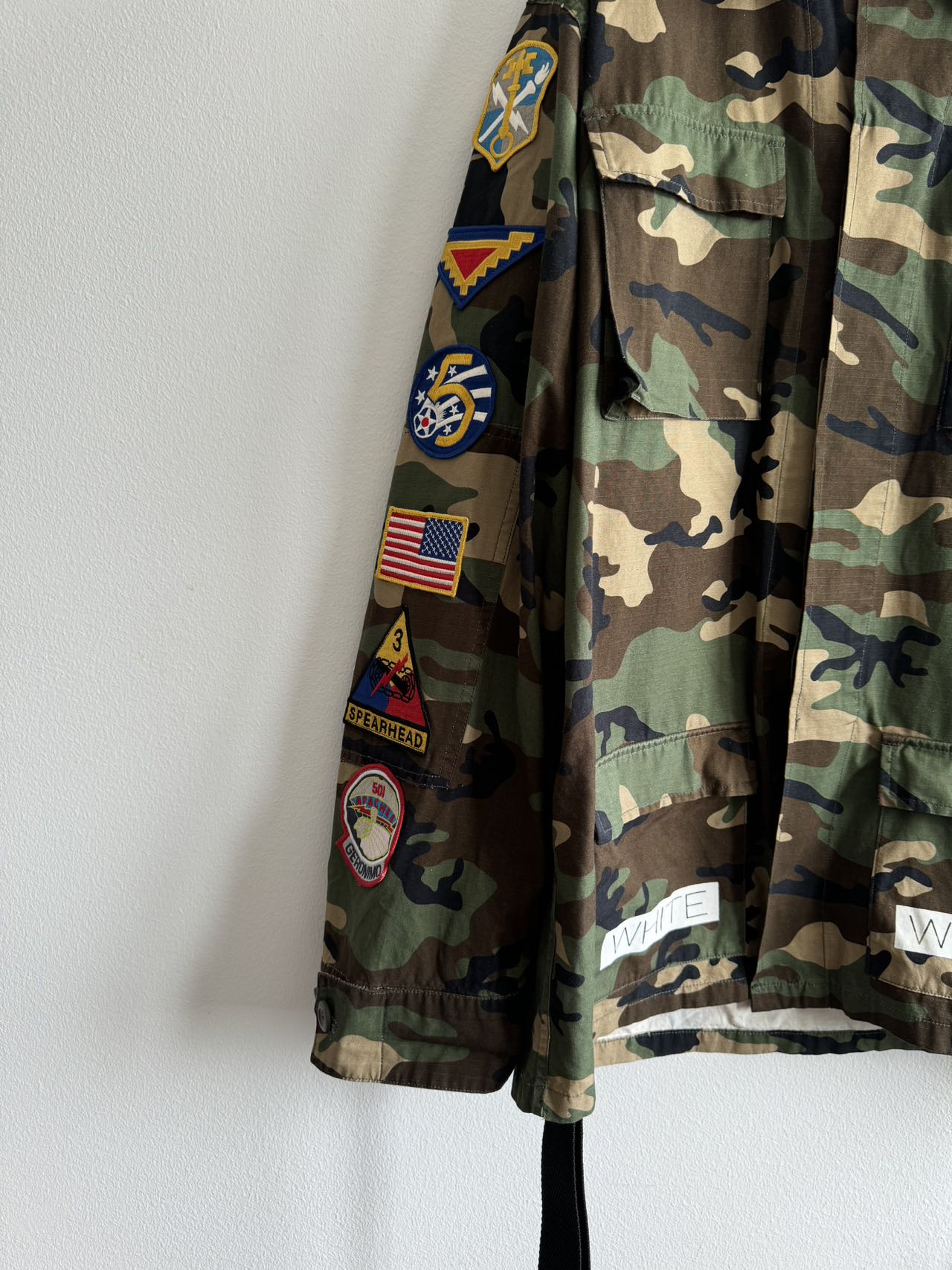 Off-White Vintage Camouflage Jacket Excellent condition
