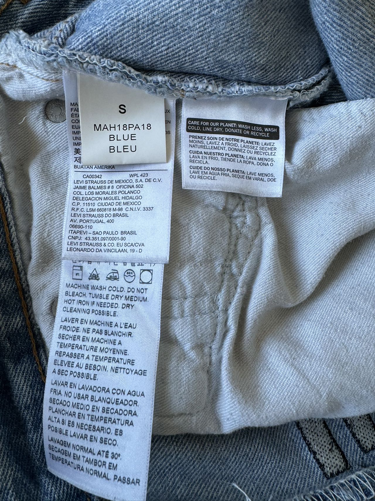 Vetements x Levi’s 501 Jeans from the AW 17-18 collection
